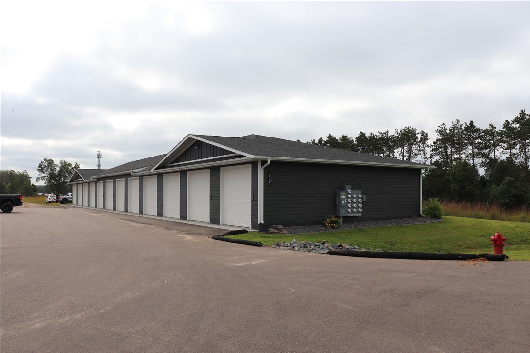 2301 Lake Road Altoona WI 54720 — photo 2