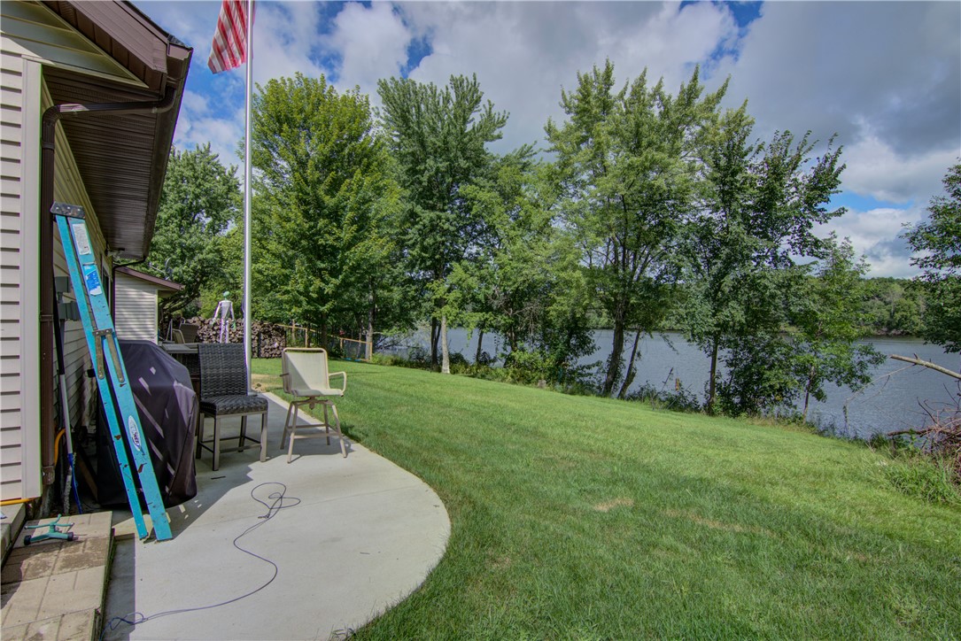 9498 27th Avenue, Eau Claire, WI — photo 16