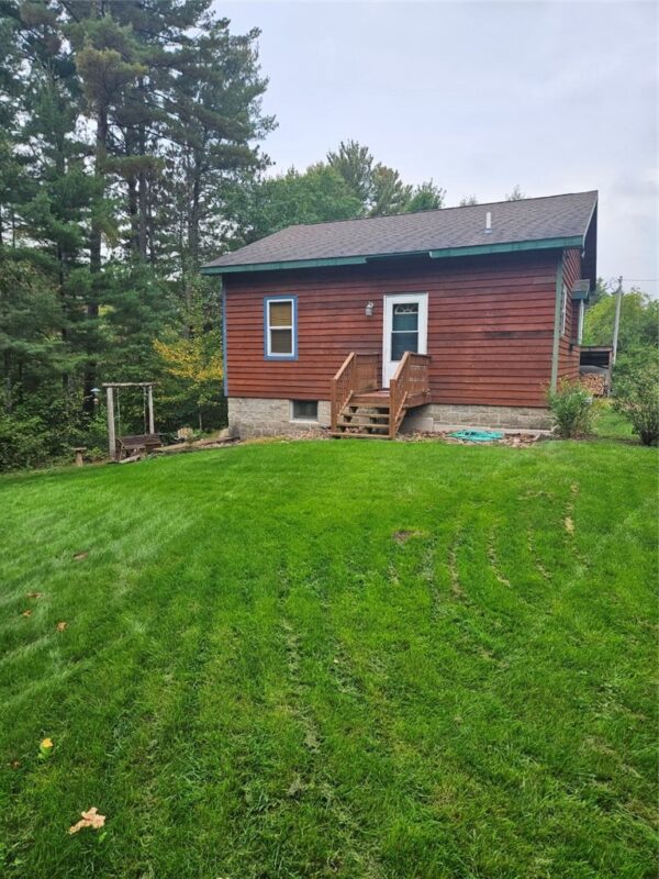 1358 21 3/4 Street, Cameron, WI — photo 4