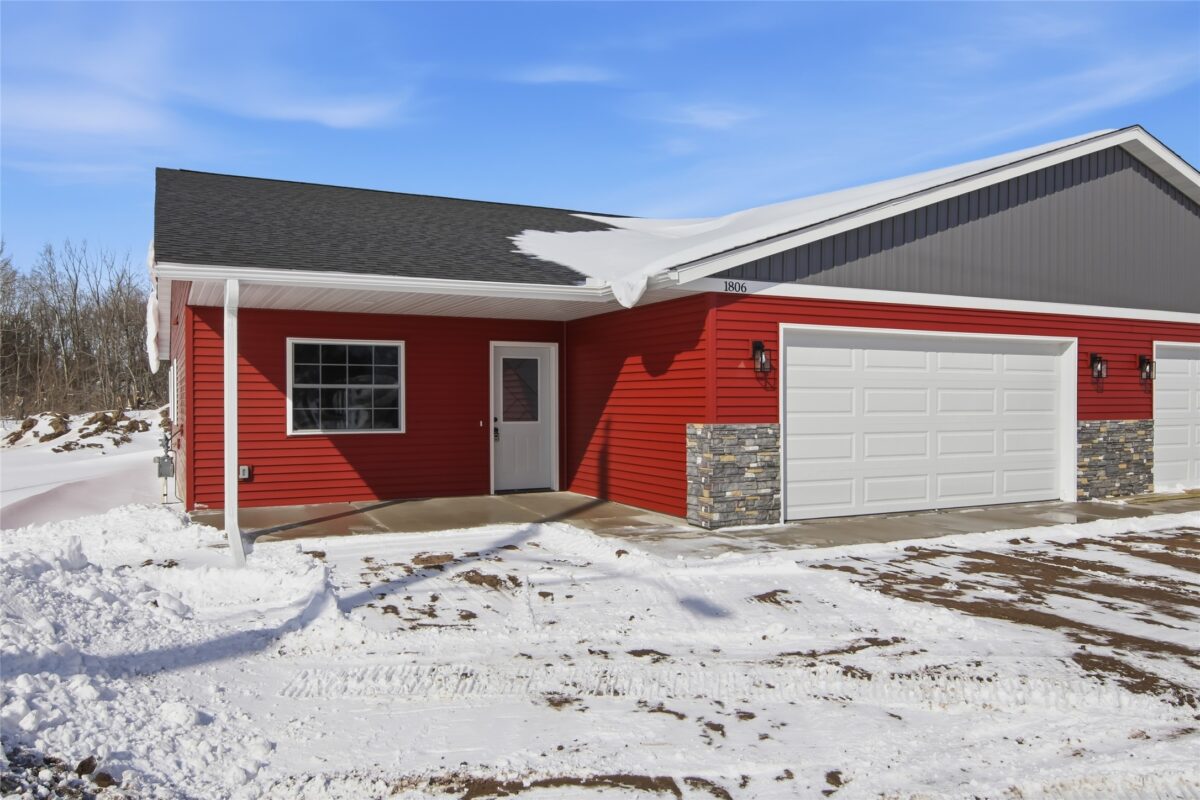 1806 Dorret Road Eau Claire WI 54703 — photo 2