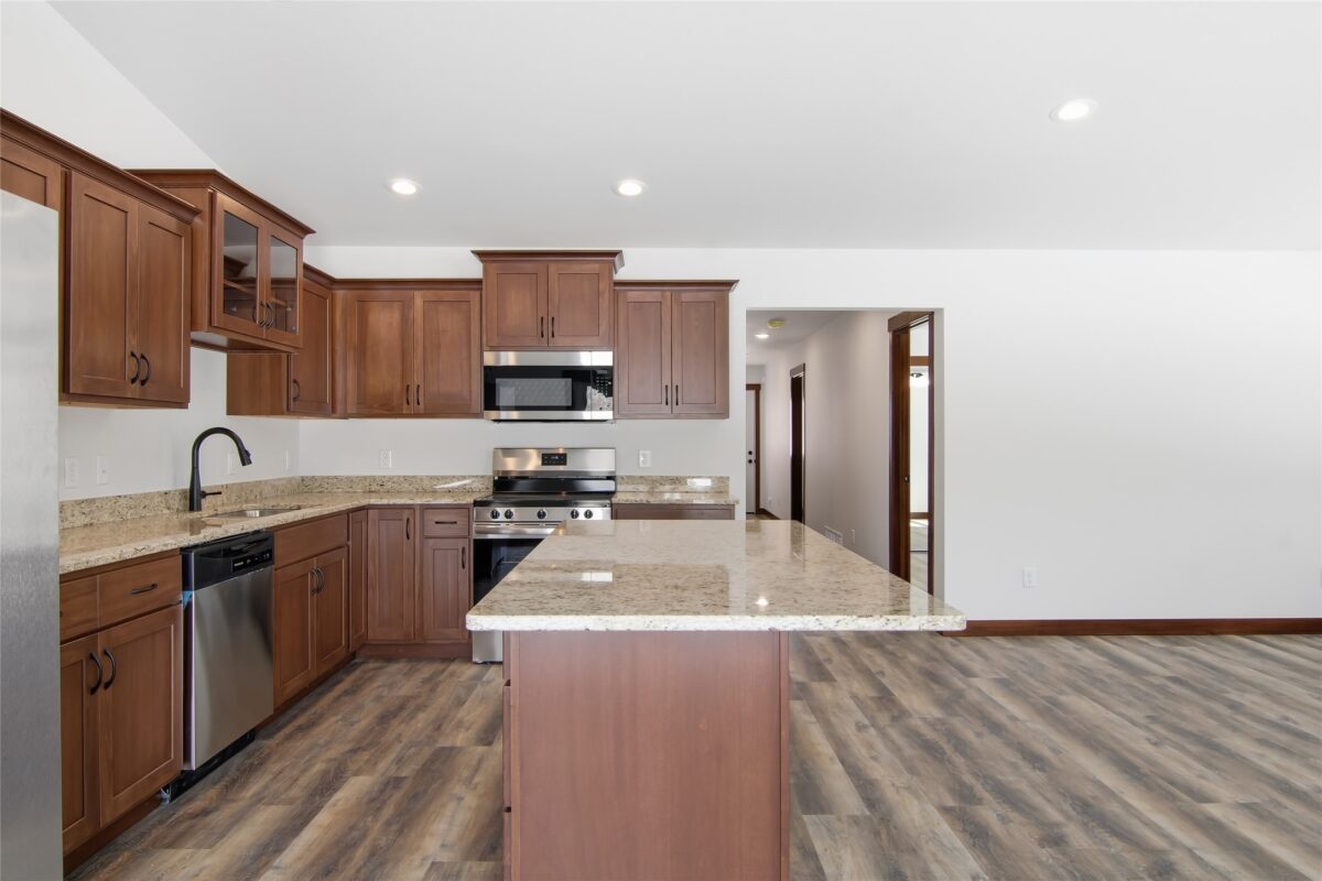 1806 Dorret Road Eau Claire WI 54703 — photo 5