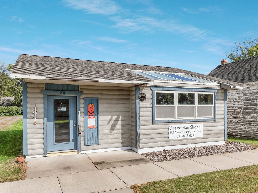 231 W Dallas Street Dallas WI 54733 — photo 10