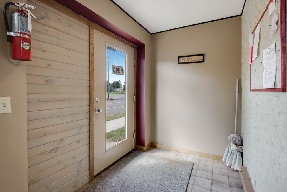 231 W Dallas Street Dallas WI 54733 — photo 12