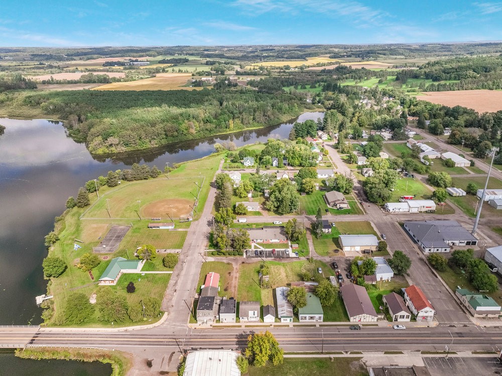 231 W Dallas Street Dallas WI 54733 — photo 34