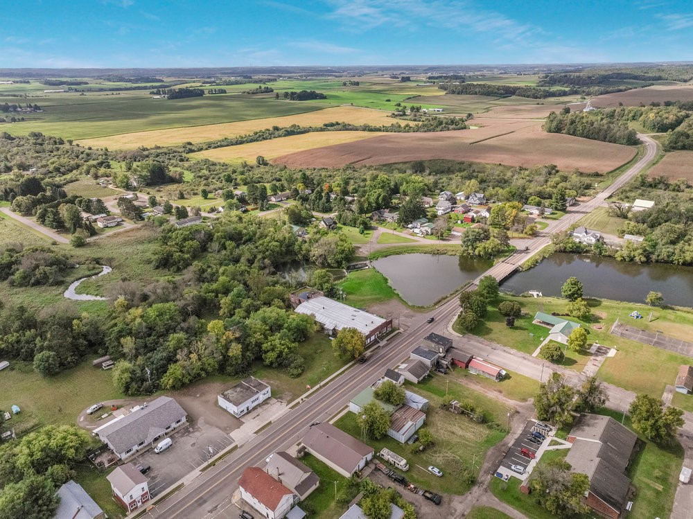 231 W Dallas Street Dallas WI 54733 — photo 39