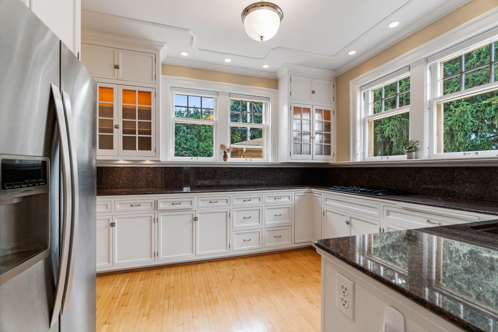 707 W Columbia Street, Chippewa Falls, WI — photo 15