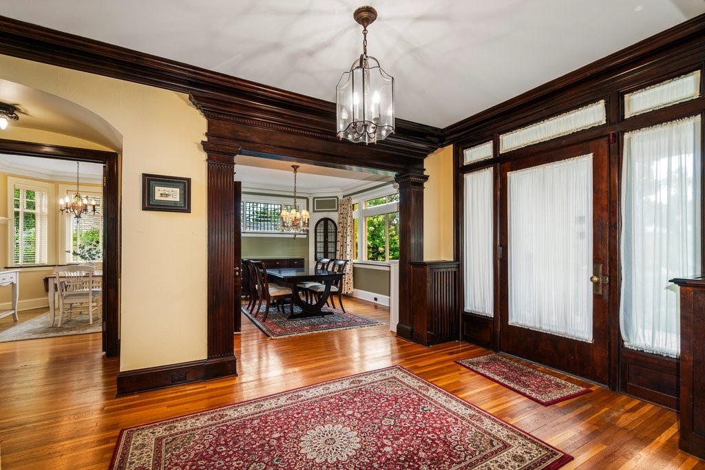 707 W Columbia Street, Chippewa Falls, WI — photo 2