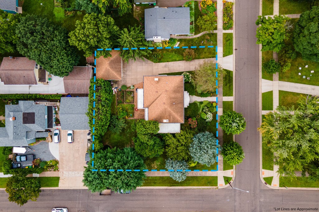 707 W Columbia Street, Chippewa Falls, WI — photo 46