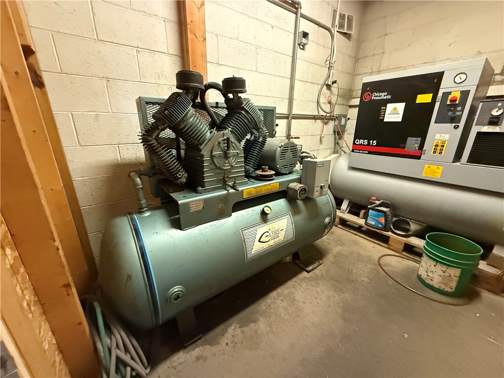 8 S 4th Street Barron WI 54812 — photo 10