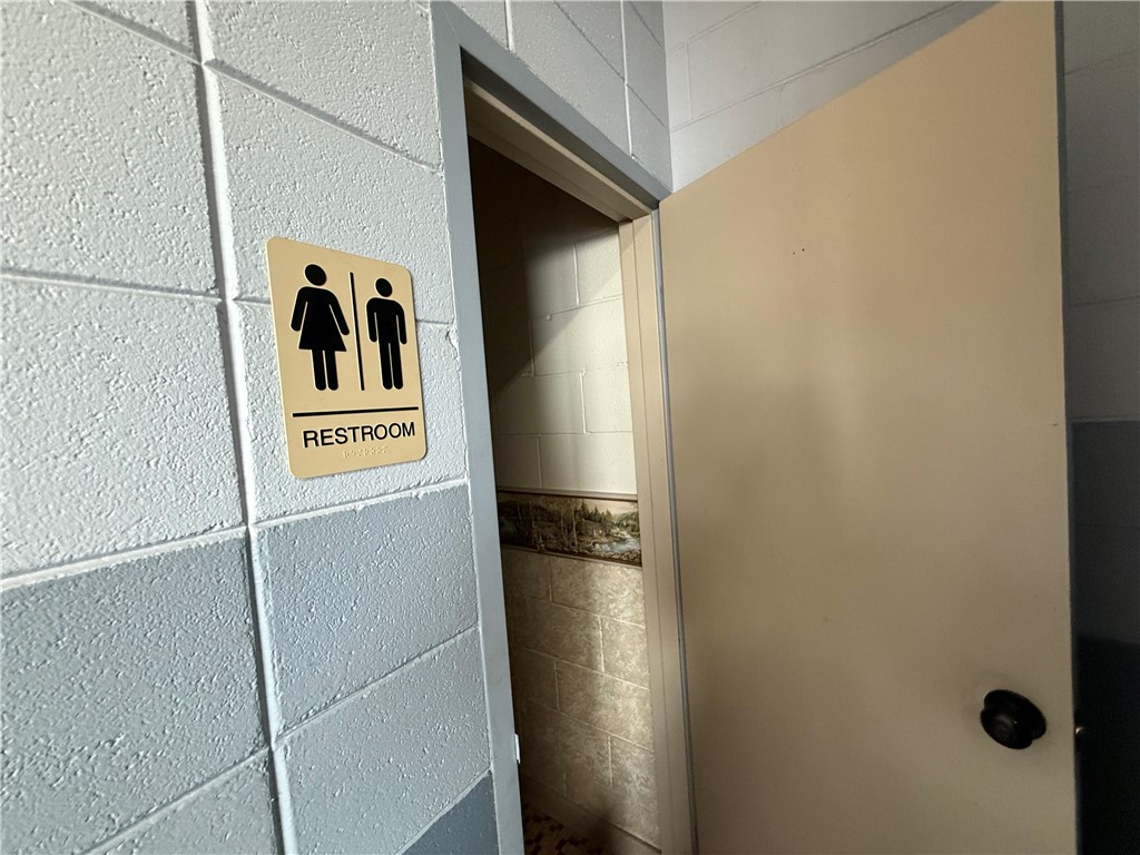 8 S 4th Street Barron WI 54812 — photo 14