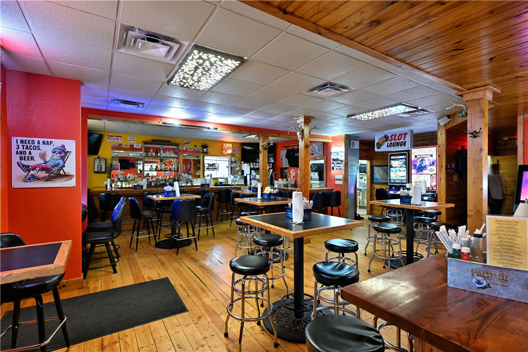 6098 S State Highway 35 Superior WI 54880 — photo 10