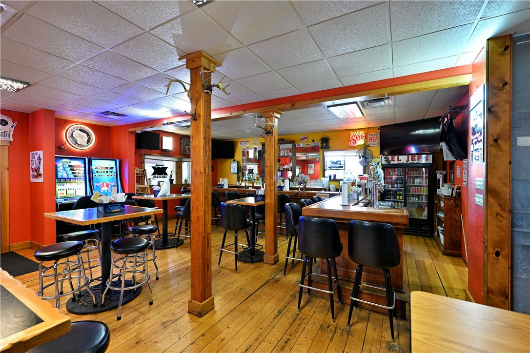 6098 S State Highway 35 Superior WI 54880 — photo 13