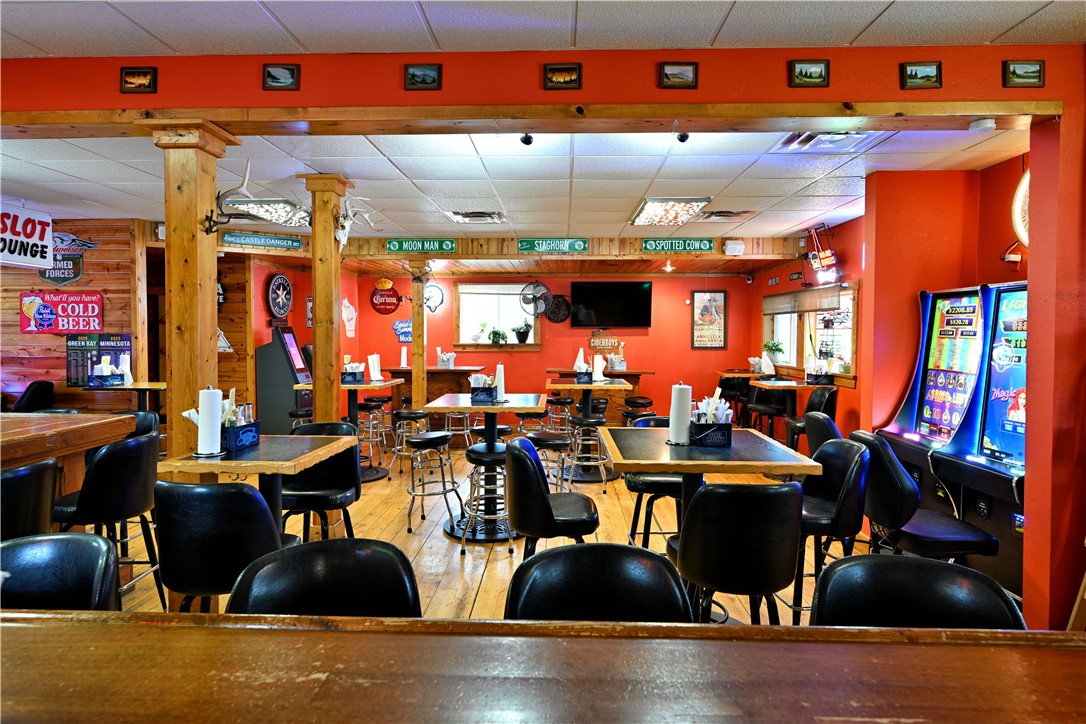 6098 S State Highway 35 Superior WI 54880 — photo 14