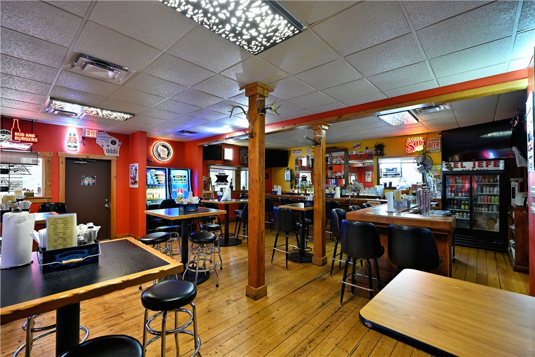 6098 S State Highway 35 Superior WI 54880 — photo 16