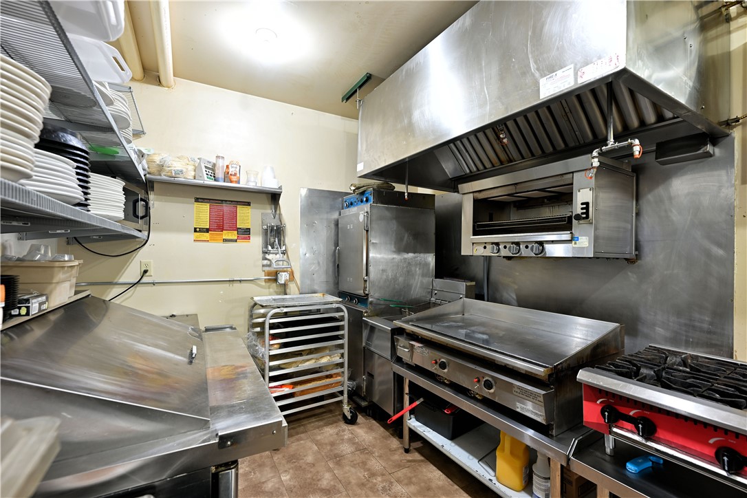 6098 S State Highway 35 Superior WI 54880 — photo 25