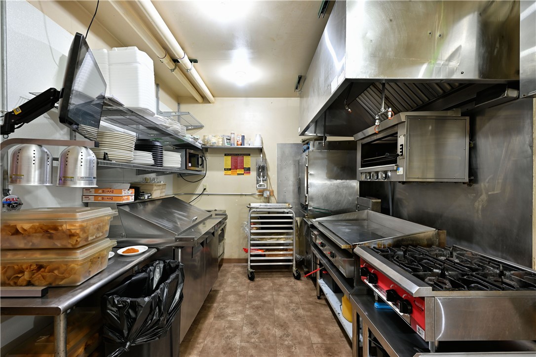 6098 S State Highway 35 Superior WI 54880 — photo 26