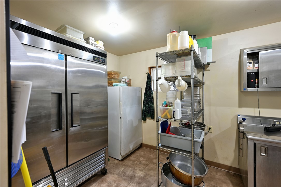 6098 S State Highway 35 Superior WI 54880 — photo 27