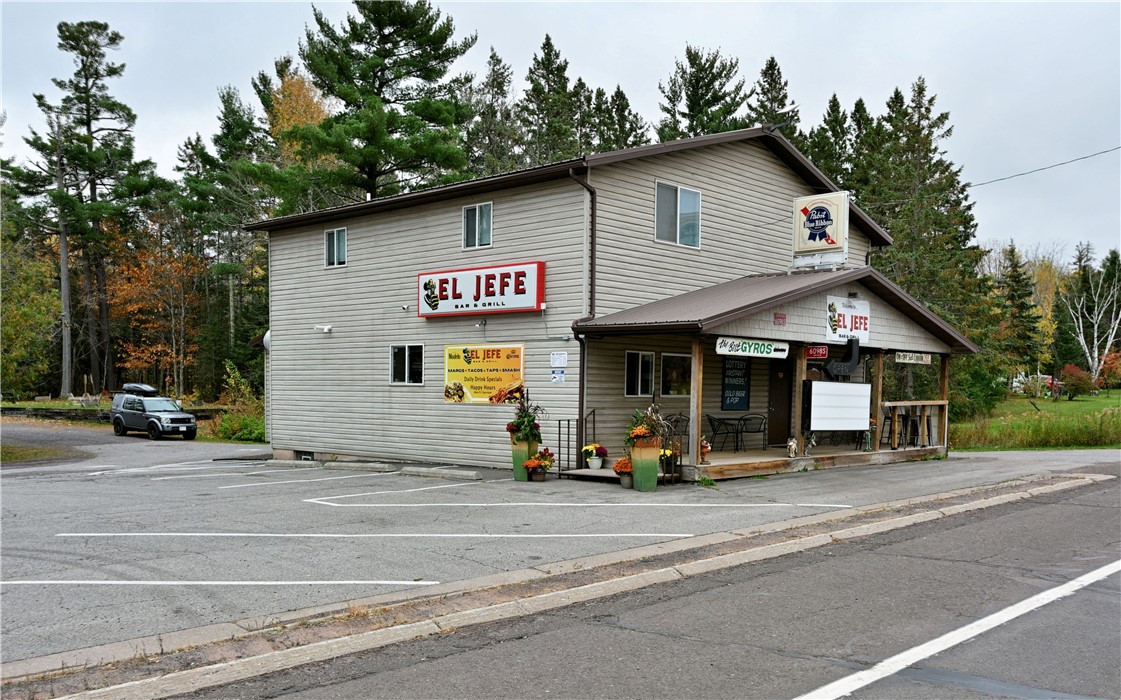 6098 S State Highway 35 Superior WI 54880 — photo 3