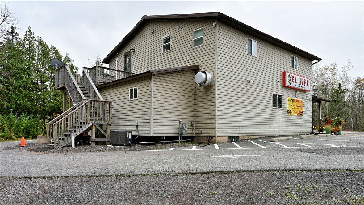 6098 S State Highway 35 Superior WI 54880 — photo 4