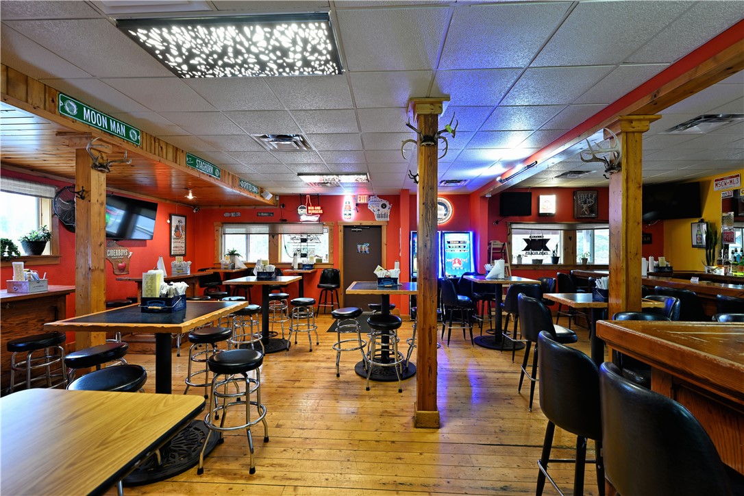 6098 S State Highway 35 Superior WI 54880 — photo 9