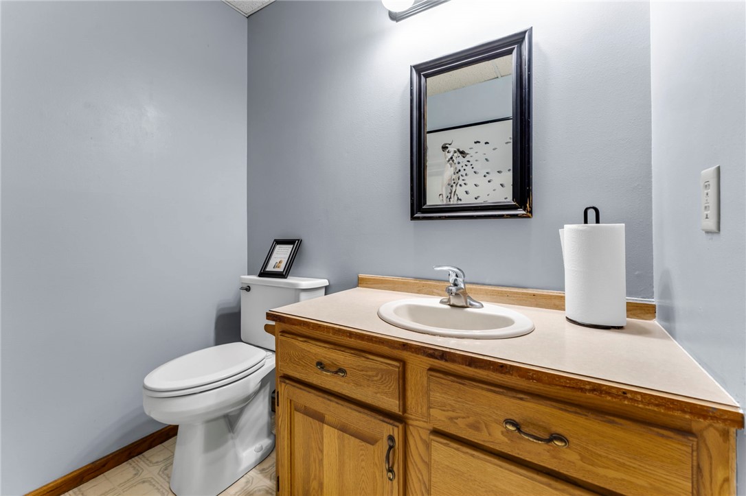 821 US Highway 8, St Croix Falls, WI