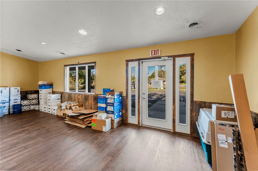 821 US Highway 8, St Croix Falls, WI