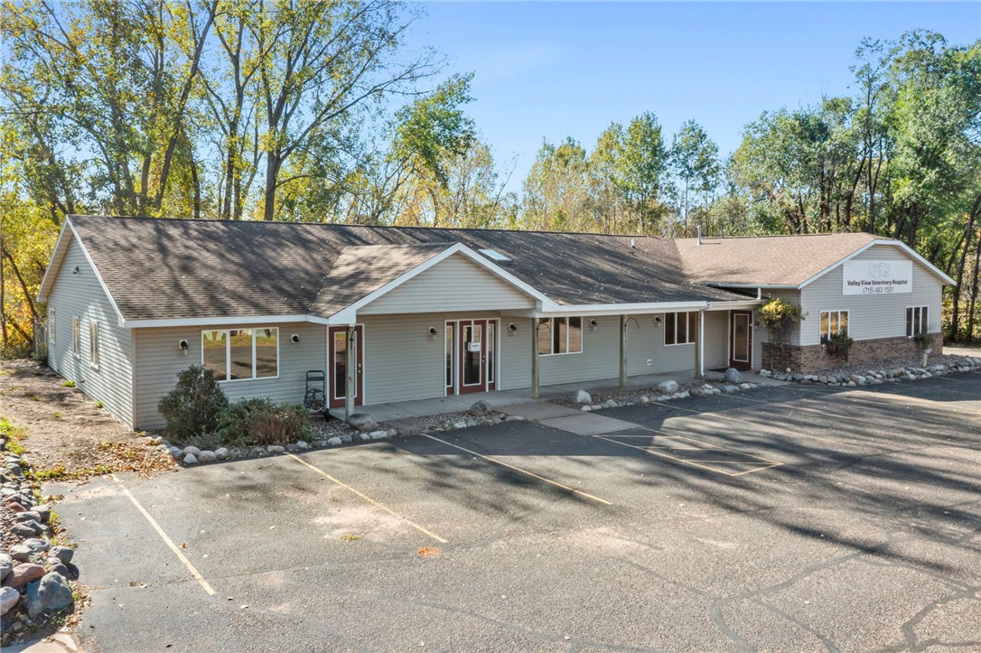 821 US Highway 8, St Croix Falls, WI