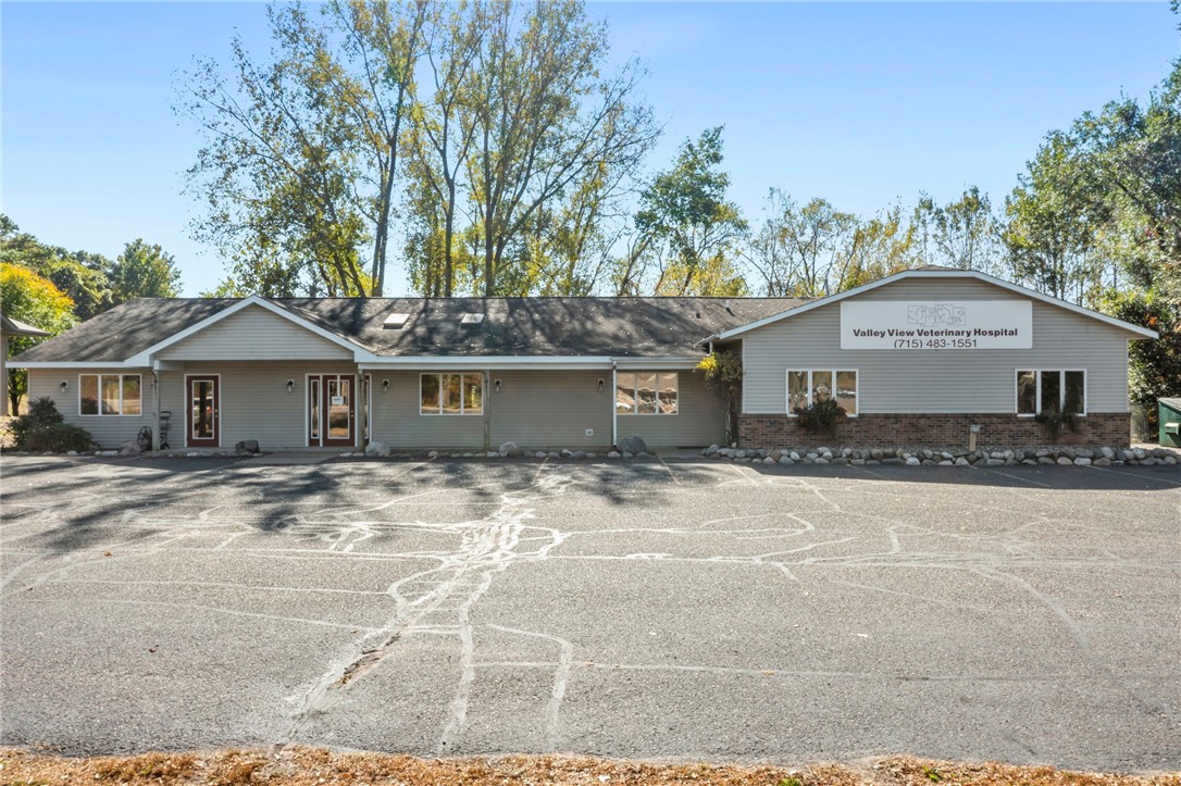 821 US Highway 8, St Croix Falls, WI