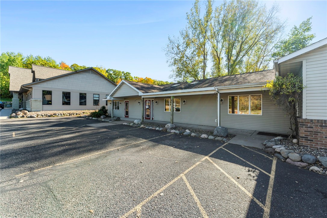 821 US Highway 8, St Croix Falls, WI