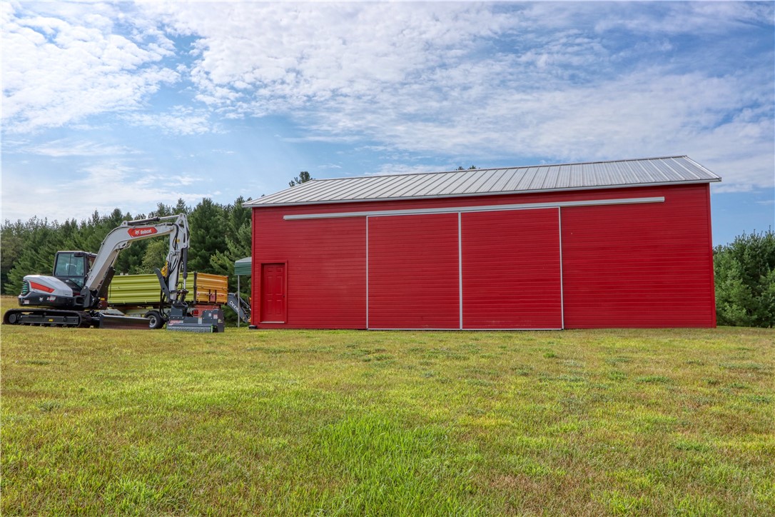N9156 Tripp Road, Springbrook, WI — photo 12