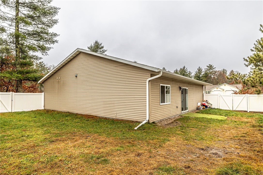 103-Creekside-Black-River-Falls-WI-54615-1