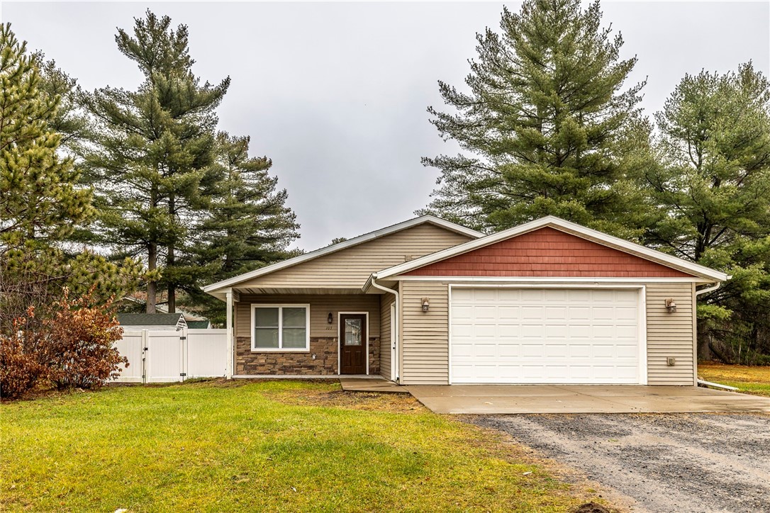 103 Creekside Court Black River Falls WI 54615