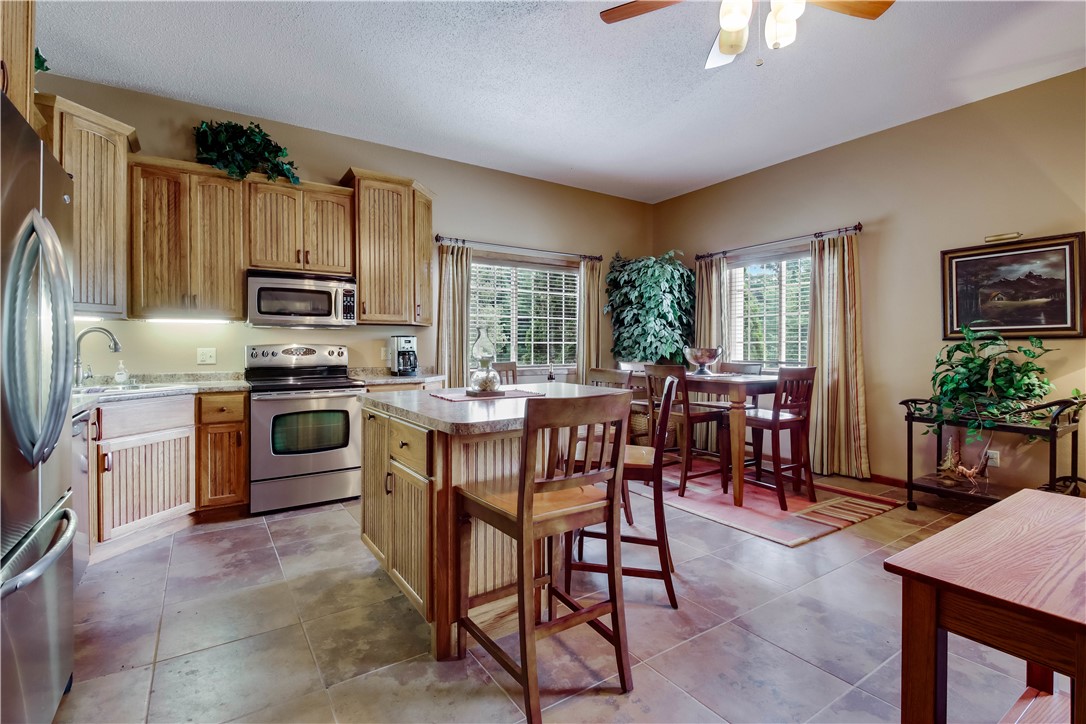 Wisconsin property for sale listing in Cadott Residentialhouse for sale picture with an address of 10351 Hwy 27 in Cadott and a list price of 1000000