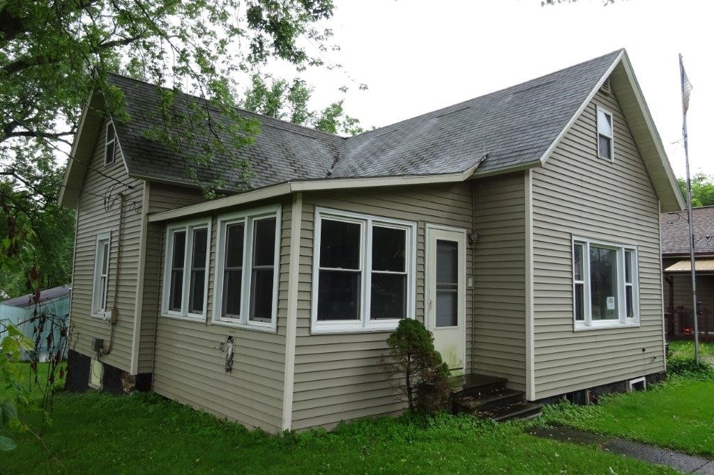 110-9th-Neillsville-WI-54456-1