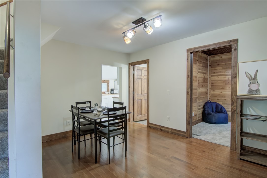 1105-Dodge-Eau-Claire-WI-54701-4