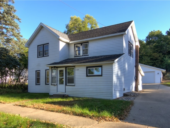 Residentialhouse for sale picture with an address of  1105 Dodge Street in Eau Claire and a list price of 249900