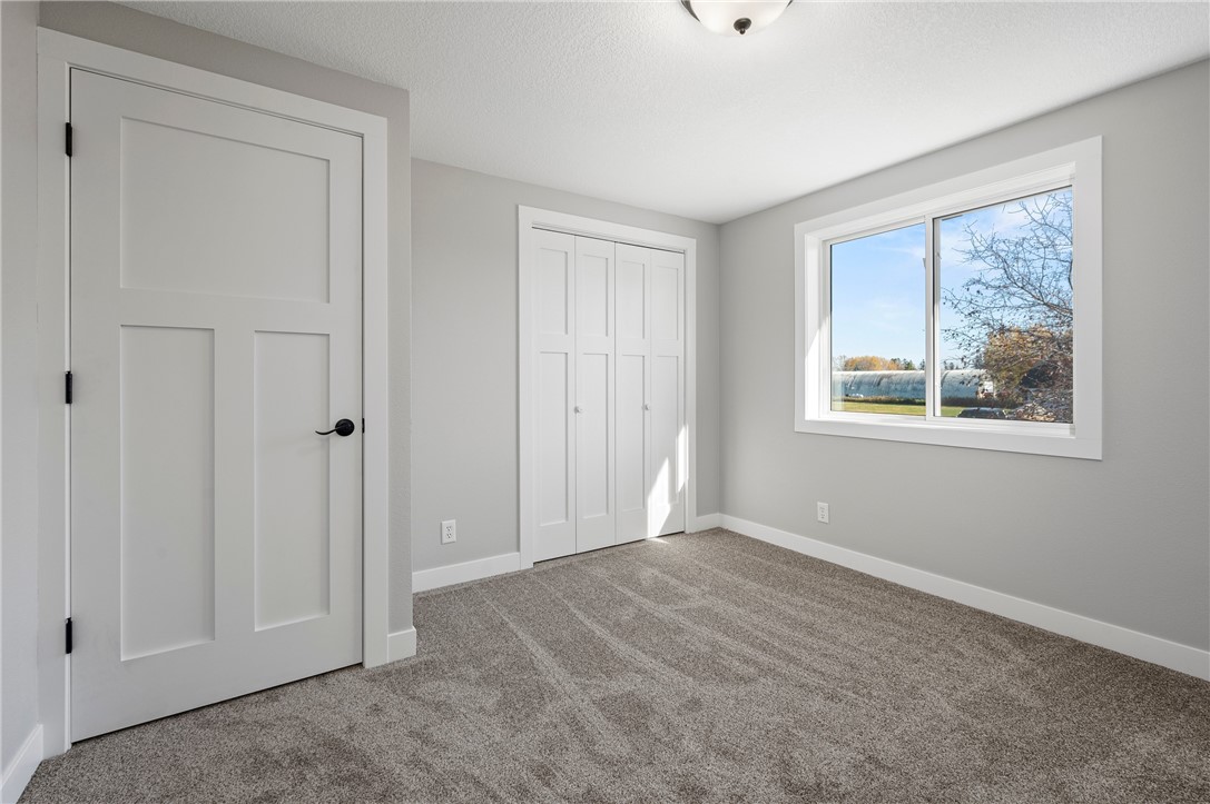 1110-Eulaine-Hammond-WI-54015-6