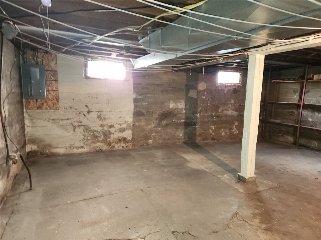 1114-Pierce-Black-River-Falls-WI-54615-7