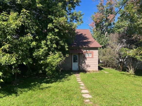 Residentialhouse for sale picture with an address of  112 3rd Avenue in Shell Lake and a list price of 110000