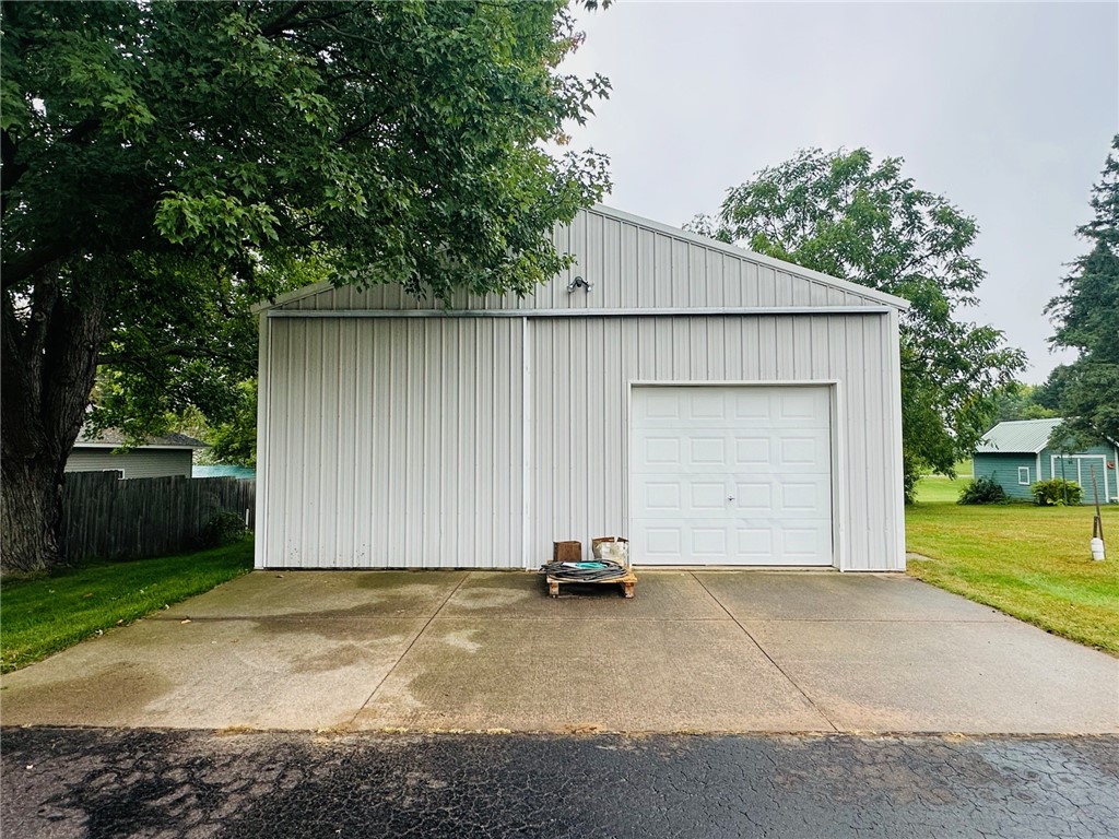 114-3rd-Dallas-WI-54733-4