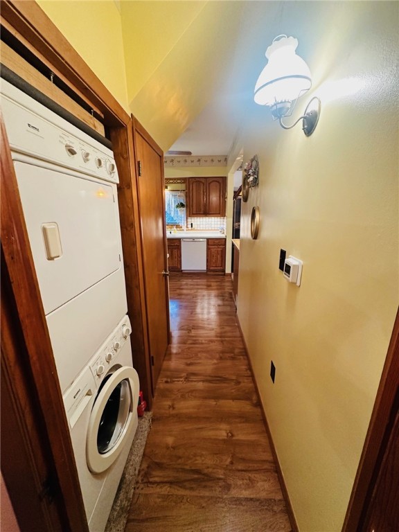 114-3rd-Dallas-WI-54733-8