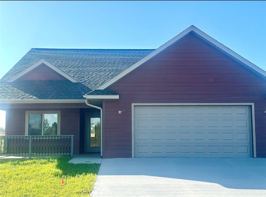 Residentialhouse for sale picture with an address of  114 Dunn Street in Colfax and a list price of 304900