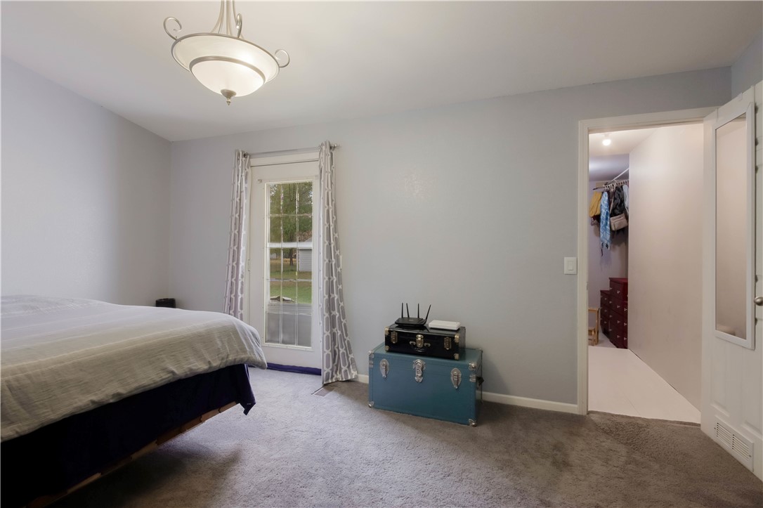 11437-22nd-Chippewa-Falls-WI-54729-2