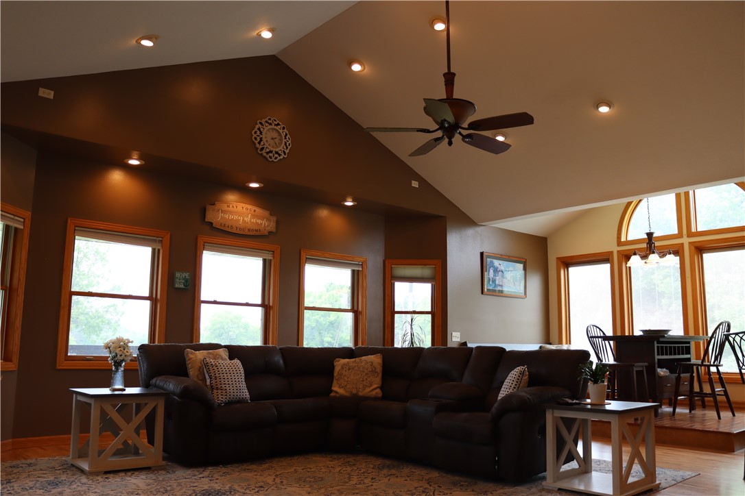 121-Alma-Almena-WI-54805-1