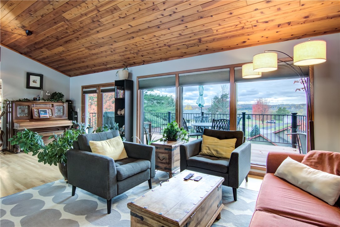 1314-16th-Menomonie-WI-54751-3