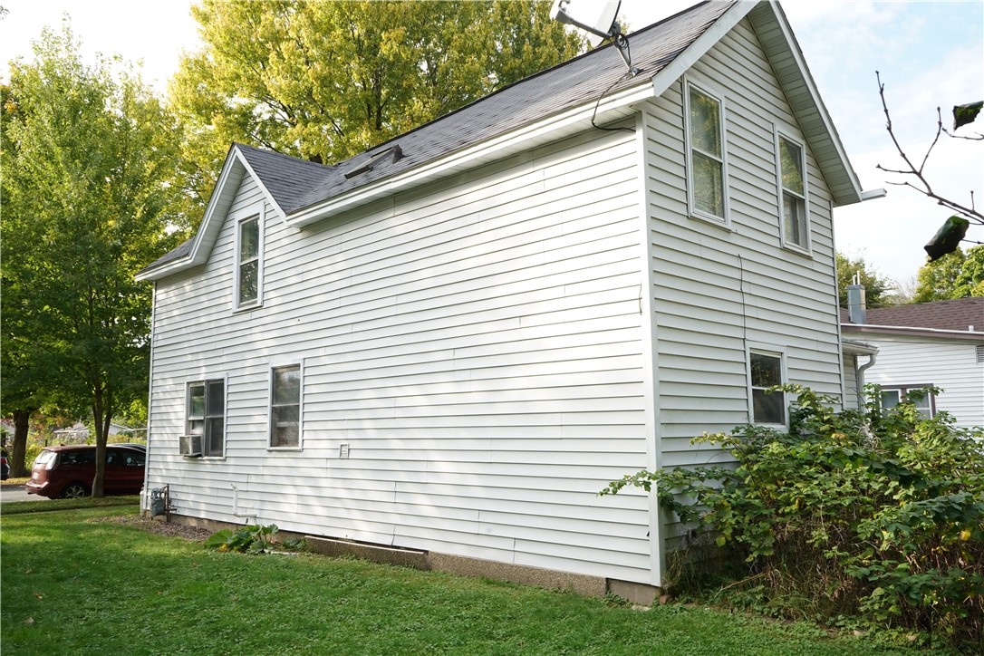 1320-Douglas-Menomonie-WI-54751-1