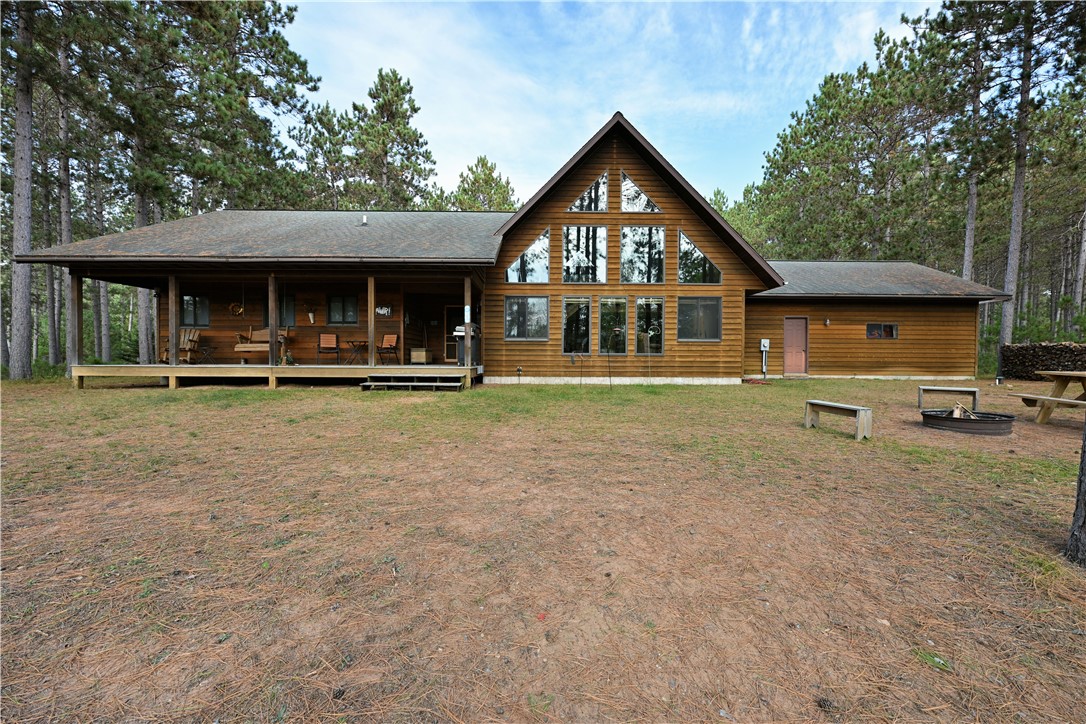 Wisconsin property for sale listing in Gordon Residentialhouse for sale picture with an address of 13672 Short Road in Gordon and a list price of 489000