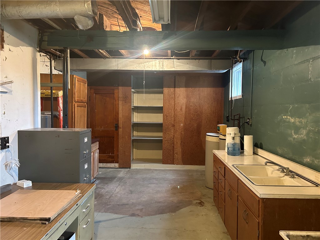 14000-10th-Osseo-WI-54758-5