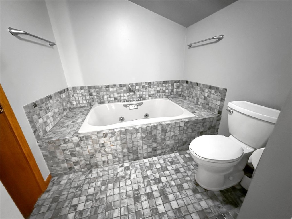 1409-Marshall-Rice-Lake-WI-54868-1