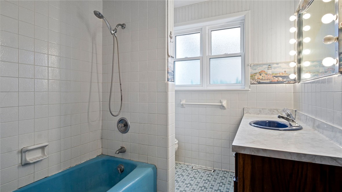 1413-Clairemont-Eau-Claire-WI-54701-3